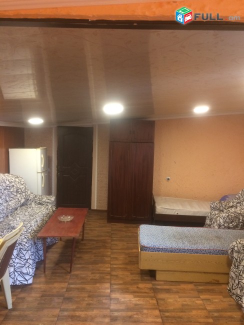 Տրվում է վարձով 