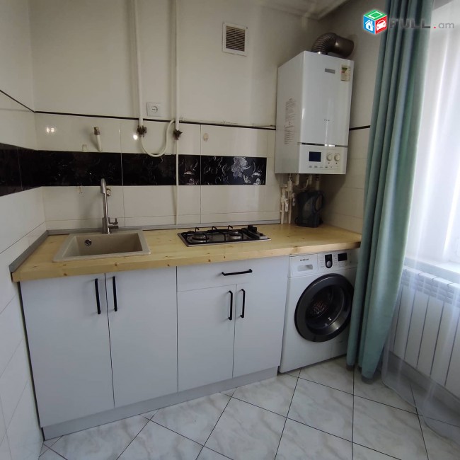 Օրավարձով, սեփականատիրոջից, Կոմիտաս 30, Ucom-ի շենք