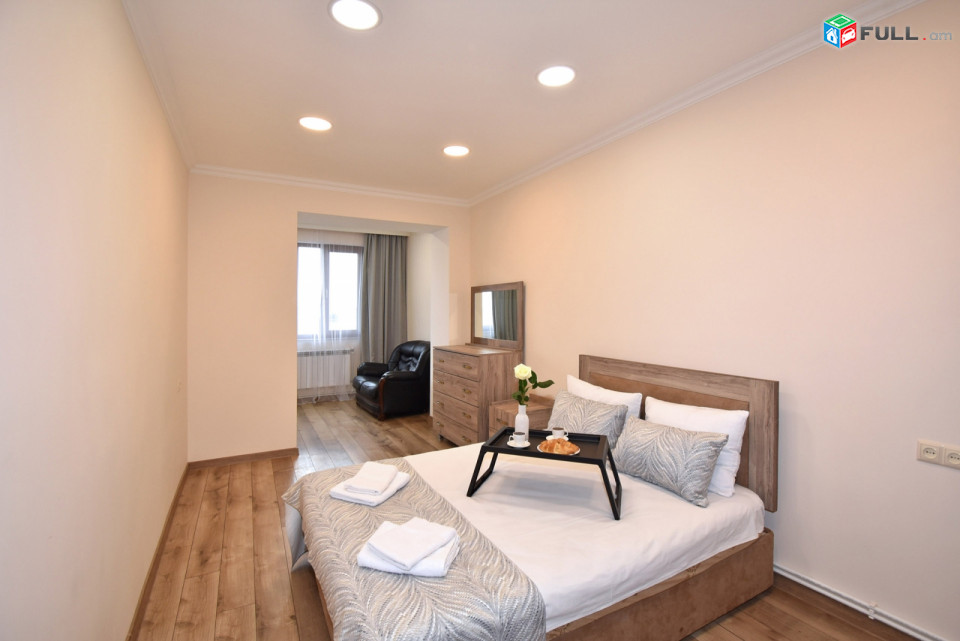 2 bedroom+ 1 living room, Komitas 27