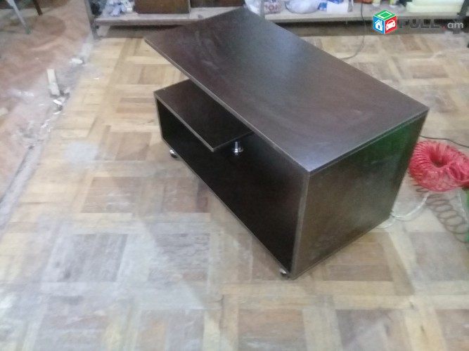 Журнальный столик 