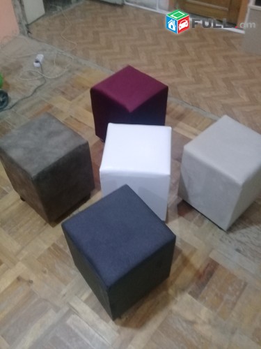 Քառակուսի փափուկ պուֆիկներ