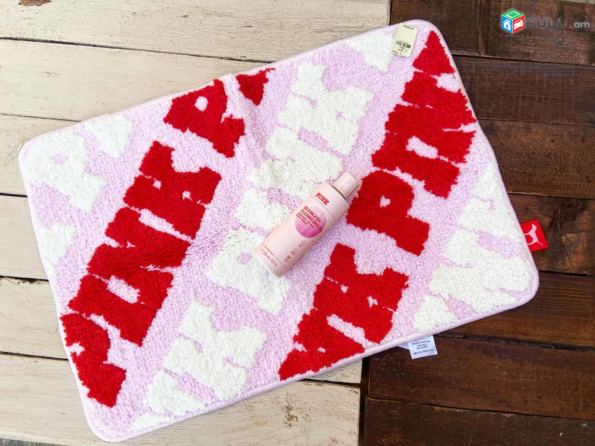 Victoria’s Secret Pink bath mat