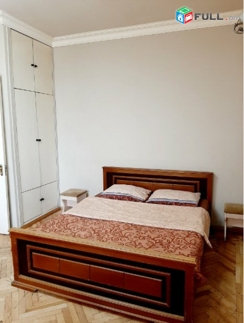 Daily rent apartment in Yerevan-Komitas. Full Oravarcov 1 sen bnakaran naev 1 orov