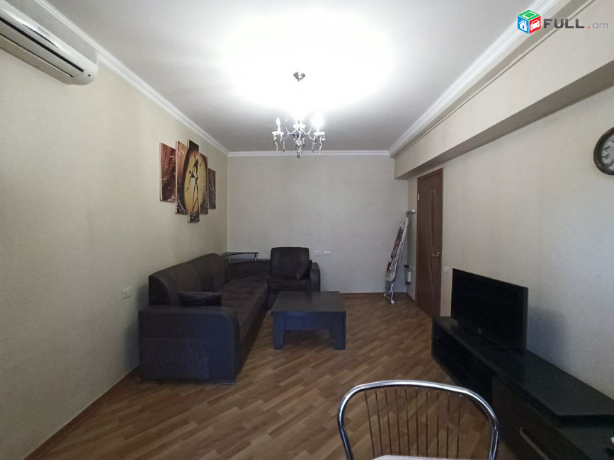 H0454 Վարձով բնակարան Կենտրոնում
