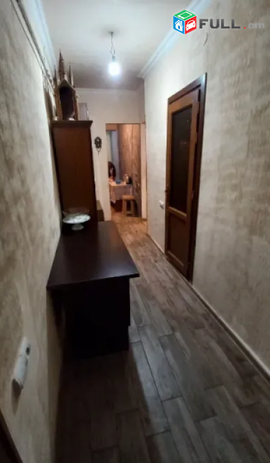 H0697 Բնակարան ք․ Եղվարդում