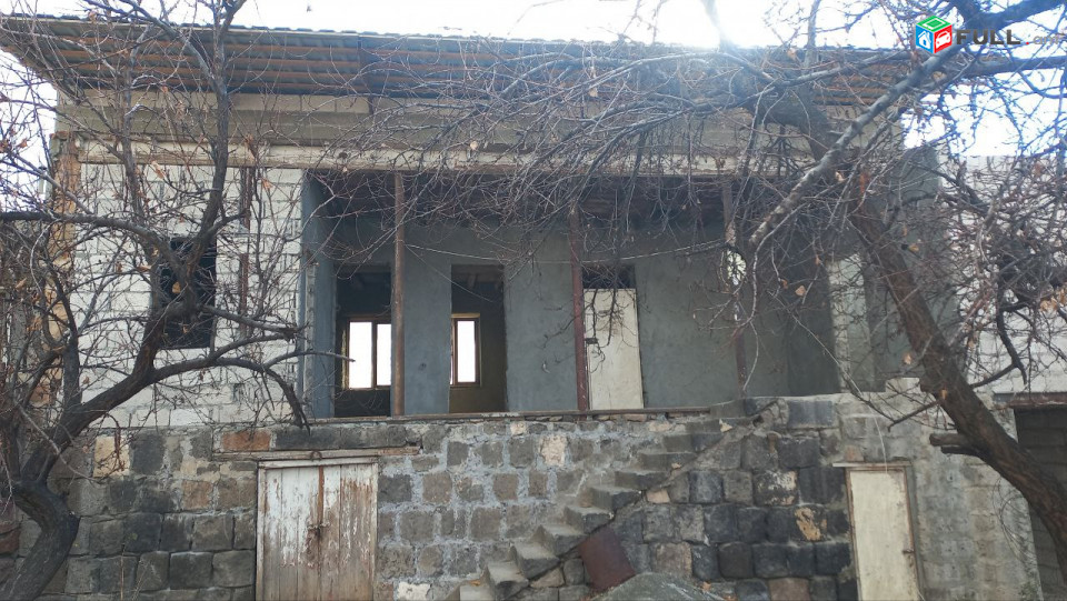 H0821 Երկհարկանի Կիսակառույց հյուրատուն ք․Աշտարակում