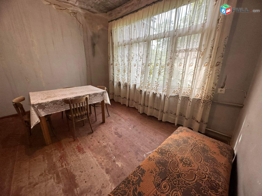 H0835 Երկհարկանի սեփական տուն ք․Աշտարակում