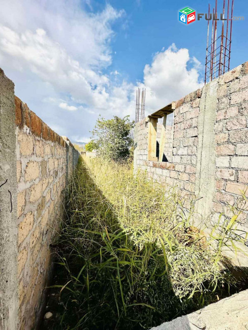 H0898 Կիսակառույց տուն Ոսկեվազում
