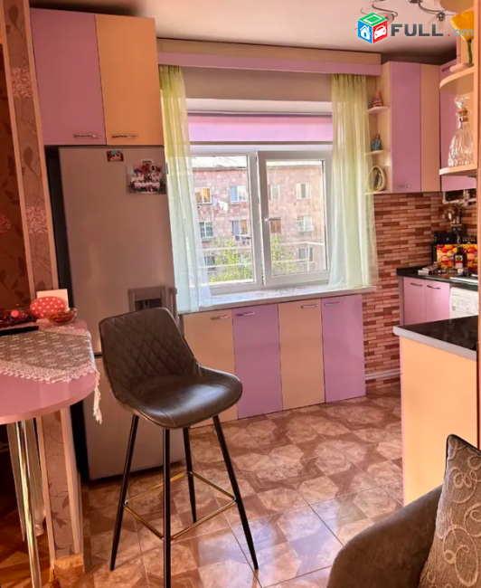 H0987 Բնակարան Երևանում՝ Ֆուչիկի փողոցում