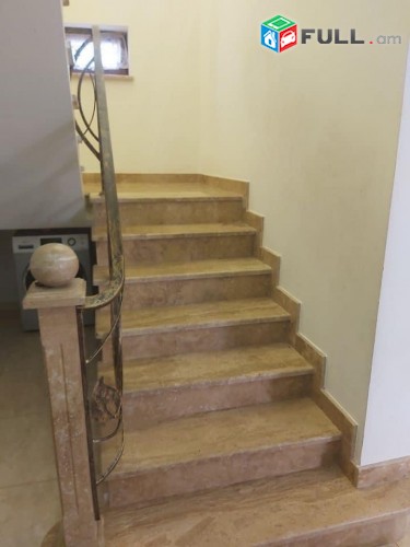 Astichanner bnakan qareric (travertin)