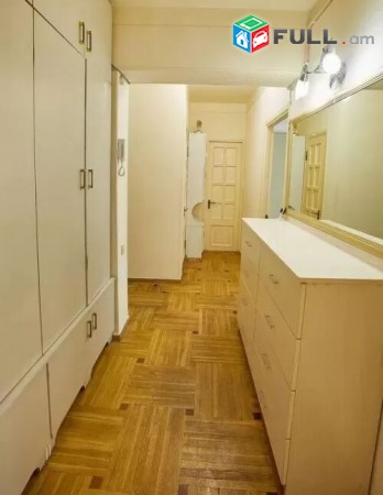 Varcov e trvum 2 senyakanoc bnakaran Aram Khachatryan poxocum