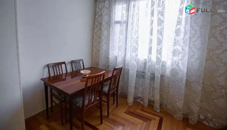 Varcov e trvum 2 senyakanoc bnakaran Aram Khachatryan poxocum