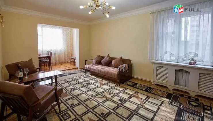 Varcov e trvum 2 senyakanoc bnakaran Aram Khachatryan poxocum