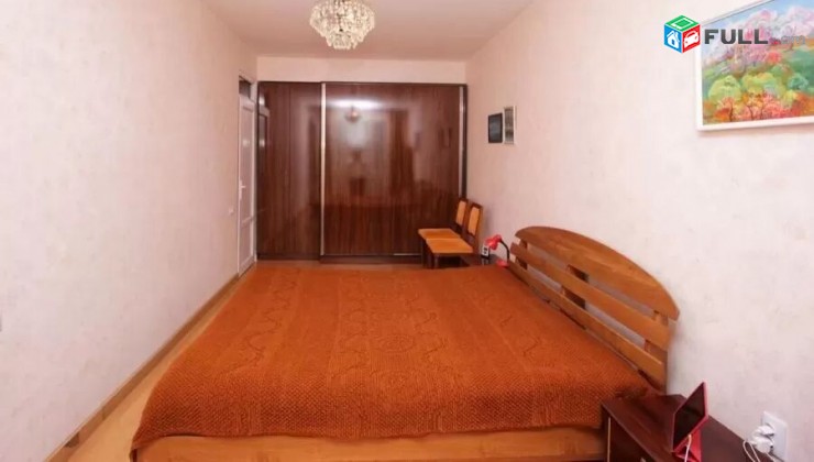 Varcov bnakaran Lalayanc poxocum, Operayi ev Hyusisayin poxotayi motakayqum