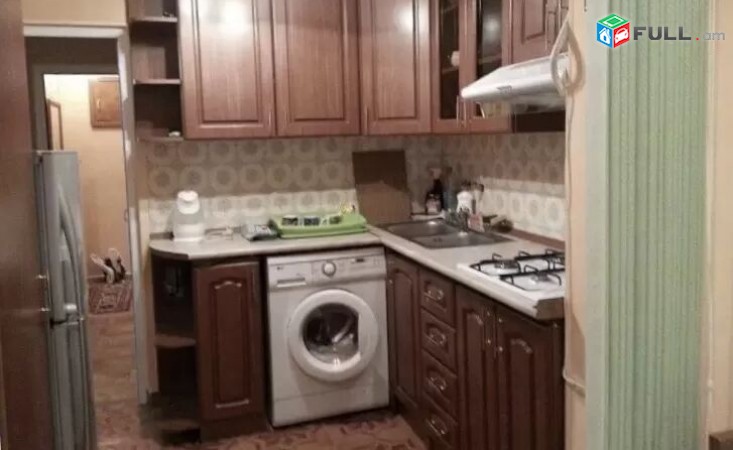 Varcov bnakaran Abovyan poxocum