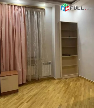 Վարձով է տրվում բնակարան Նար Դոս Խորենացի խաչմերուկ
