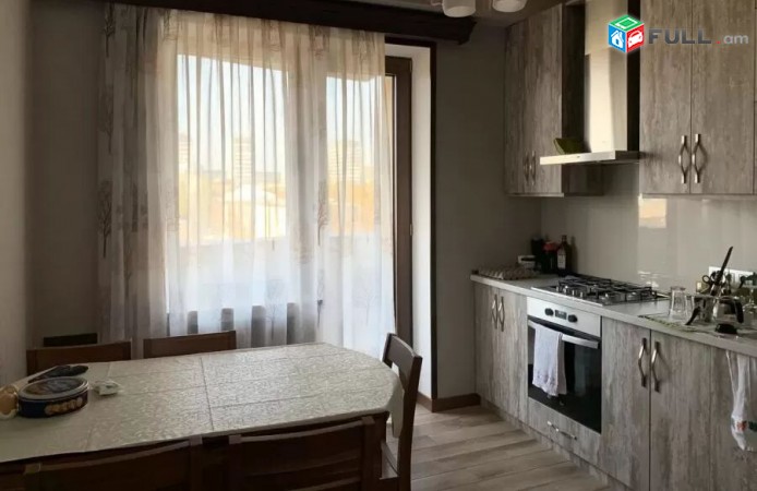 Վարձով է տրվում 3 սենյականոց բնակարան Մուրադյանում