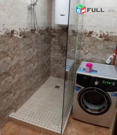 Varcov bnakaran Charentci poxocum, norakaruyc shenqum