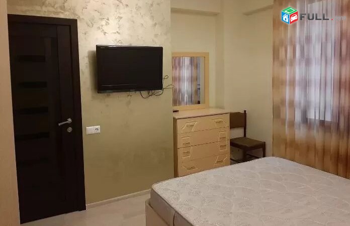Varcov bnakaran Charentci poxocum, norakaruyc shenqum