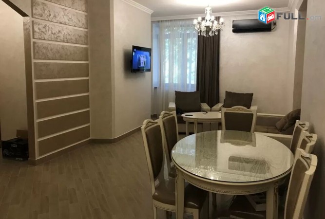 Varcov e trvum 3 senyakanoc bnakaran sayat nova -abovyan xachmeruki mot