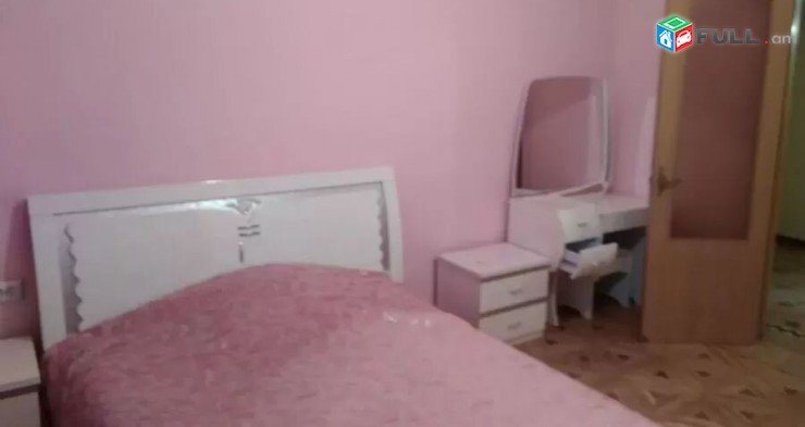 Varcov e trvum 4 senyakanoc bnakaran Khorenaci poxocum, vosku shukayi motakayqum