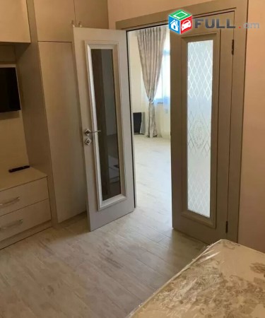 Varcov Bnakaran Xorenaci Poxocum