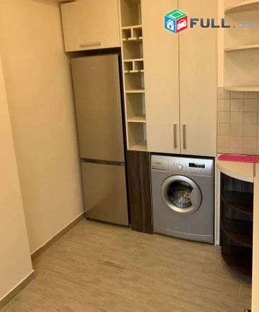 Varcov Bnakaran Xorenaci Poxocum