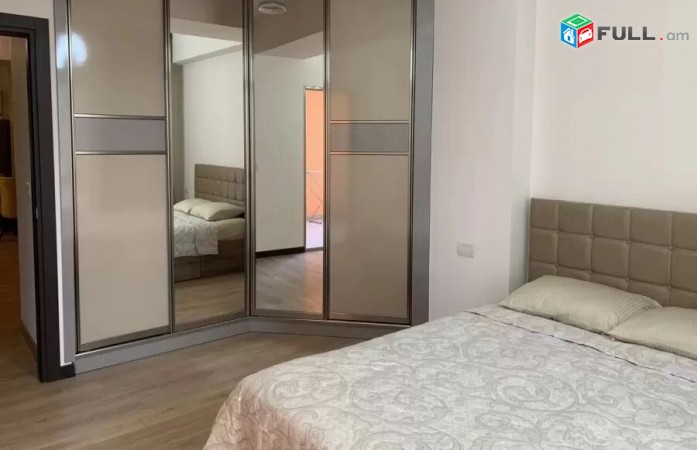 Տրվում է վարձով 2 սենյականոց բնակարան Լեոի փողոցի նորակառույց շենքում