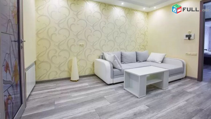 Varcov e trvum 3 senyakanoc  bnakaran Abovyan poxocum