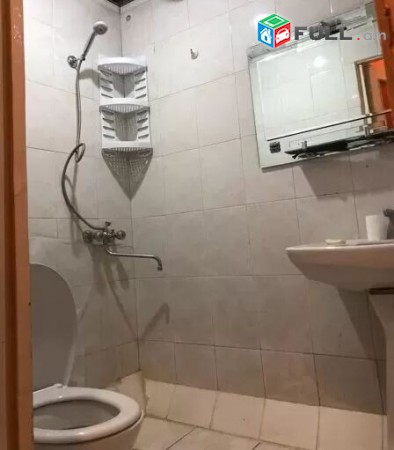 Varcov bnakaran Aleq Manukyan poxocum