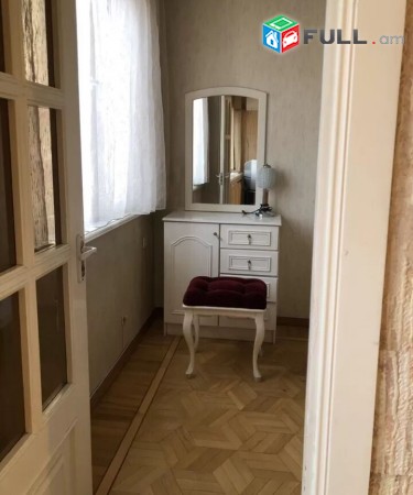 Varcov e trvum bnakaran Koxbaci poxocum