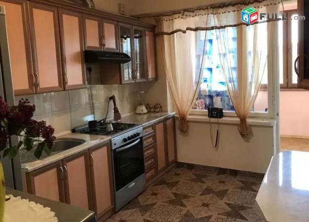 Trvum e varcov bnakaran Vardananc poxocum