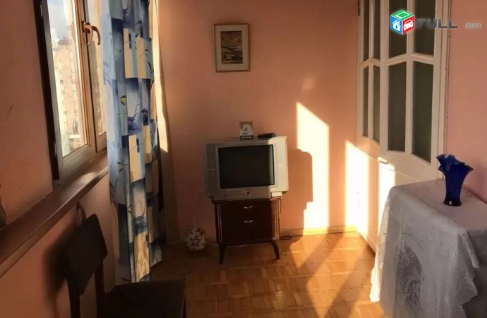 Trvum e varcov bnakaran Vardananc poxocum