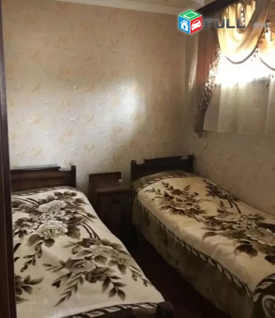 Varcov bnakaran Erebuni poxocum