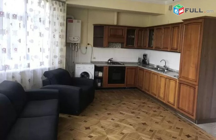 Varcov e trvum 4 senyakanoc bnakaran Alek Manukyan poxocum