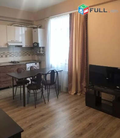 Տրվում է վարձով բնակարան նորակառույց շենքում, Նիզամու փողոցում