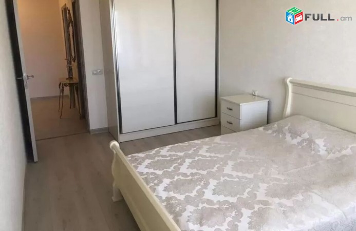 Վարձակալությամբ է տրվում բնակարան Կենտրոնում