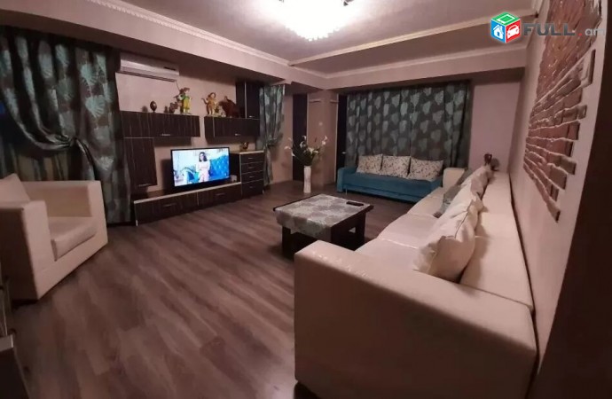 Trvume vardzov 3 senyakanoc bnakaran Komitasum- Hakobyan poxoc