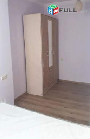 Vardzov bnakaran Komitasi poxotayum