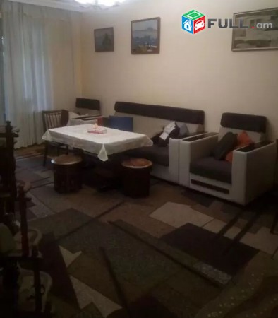 Վարձով է տրվում հարմարավետ բնակարան քաղաքի սրտում, Աբովյան փողոցում