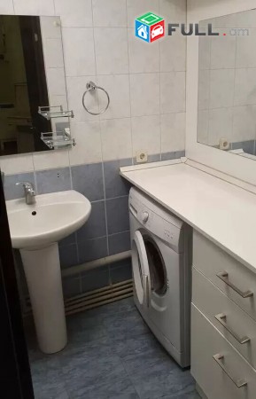 Varcov e trvum bnakaran Saryan poxocum