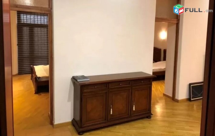 Vardzov trvum e 3 senyakanoc bnakaran kentronum, Isahakyan poxocum