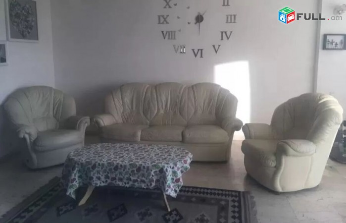 Varcov e trvum bnakaran Barbyusi poxocum norakaruyc shenqum
