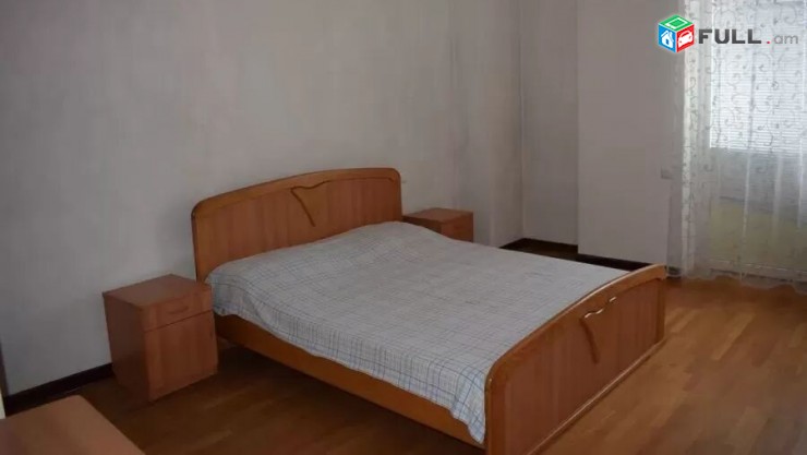 Varcov e trvum bnakaran Barbyusi poxocum norakaruyc shenqum