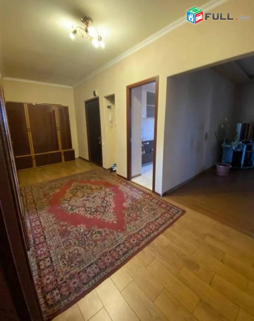 Varcov e trvum 4 senyakanoc bnakaran 