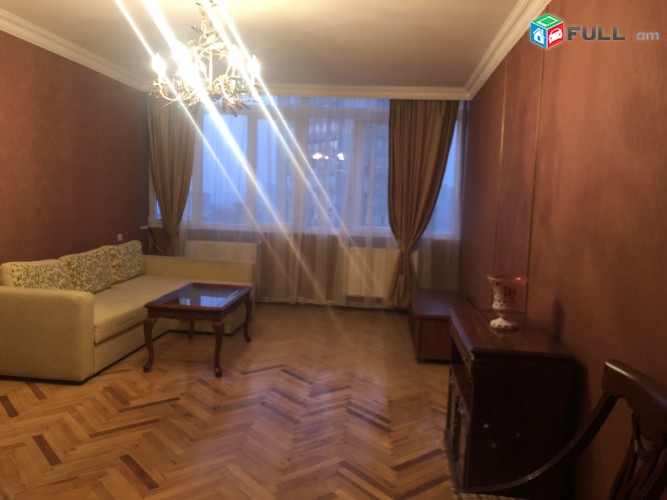 Varcov e trvum 3 + 1 senyakanoc bnakaran Komitasum