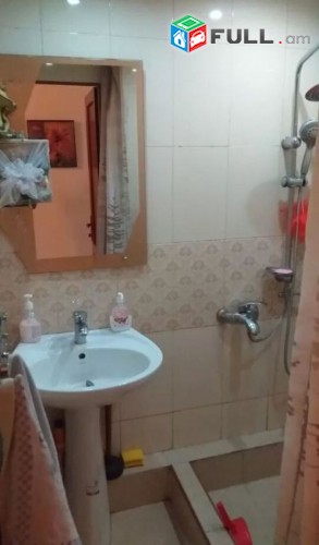 Varcov e trvum 4 senyakanoc bnakaran Zeytunum, Droi poxocum