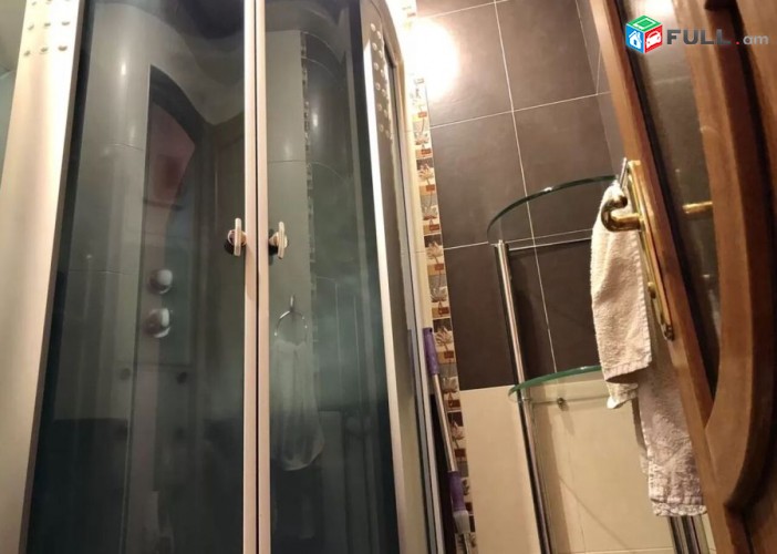Varcov e trvum 2 senyakanoc bnakaran Vardananc poxocum