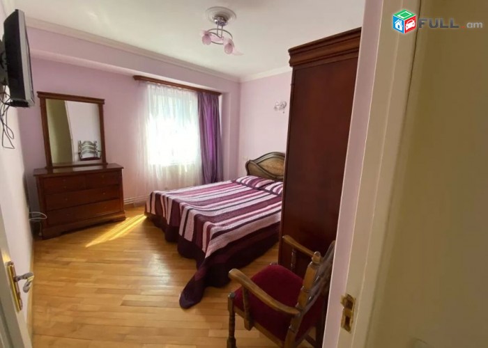 Varcov e trvum 3 senyakanoc bnakaran Papazyan poxocum, Rio Malli motakayqum