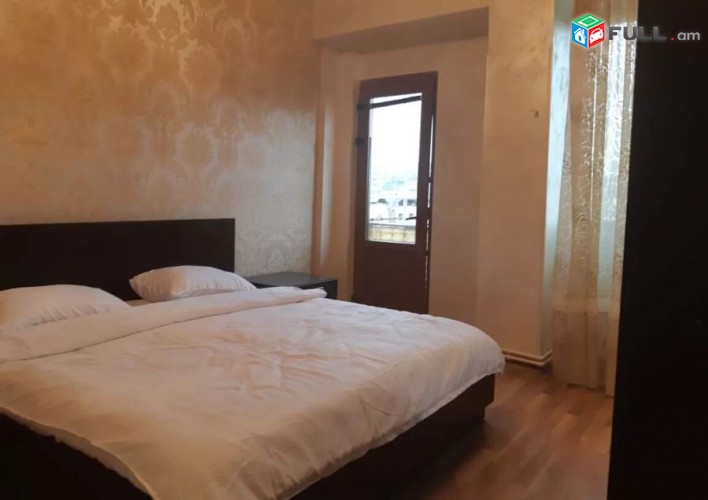 Varcov e trvum 4 senyakanoc DUPLEX bnakaran Saryan poxocum